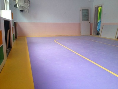 幼兒園塑膠跑道 學(xué)校塑膠跑道 幼兒園塑膠地板